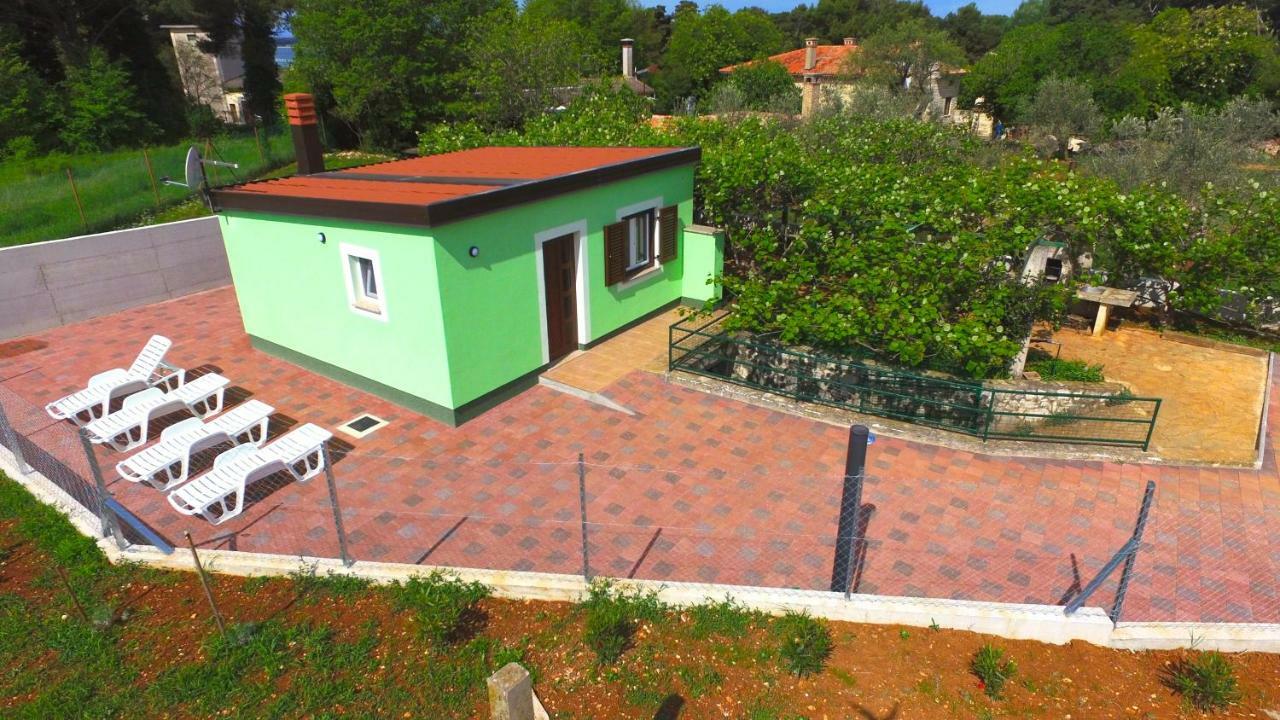 Villa Pinija Fažana Exteriör bild